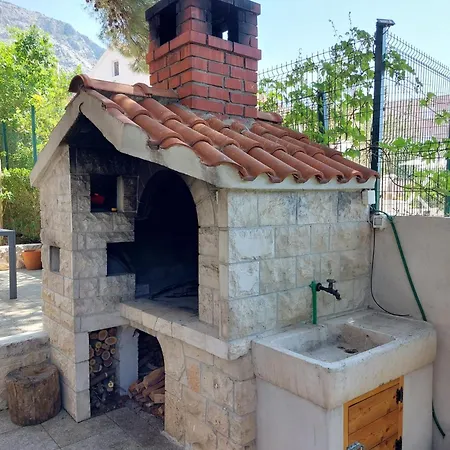 Apartment 17 Pines Makarska