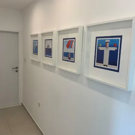 17 Pines * Makarská